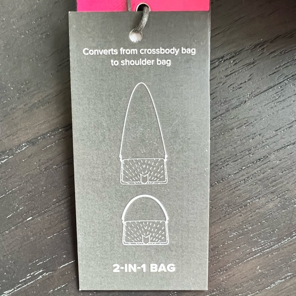 NWT VINCE CAMUTO
Pink Leather Theon Quilted Flap 2 in 1 Crossbody & Shoulder Bag - Picture 11 of 13